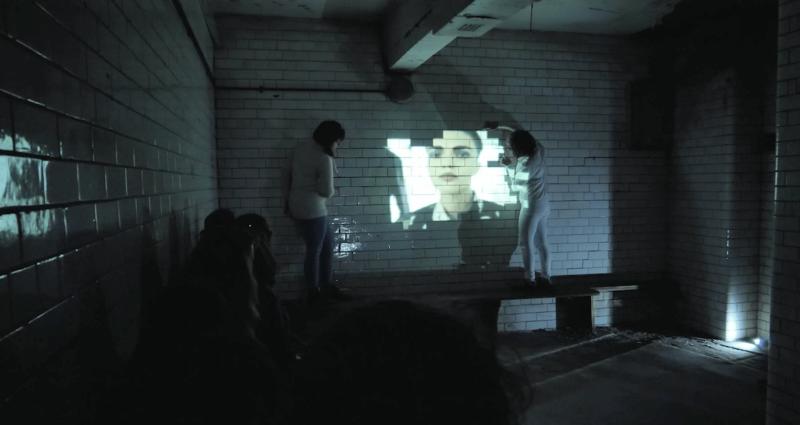Icon-EAK: two actors interact with a projection